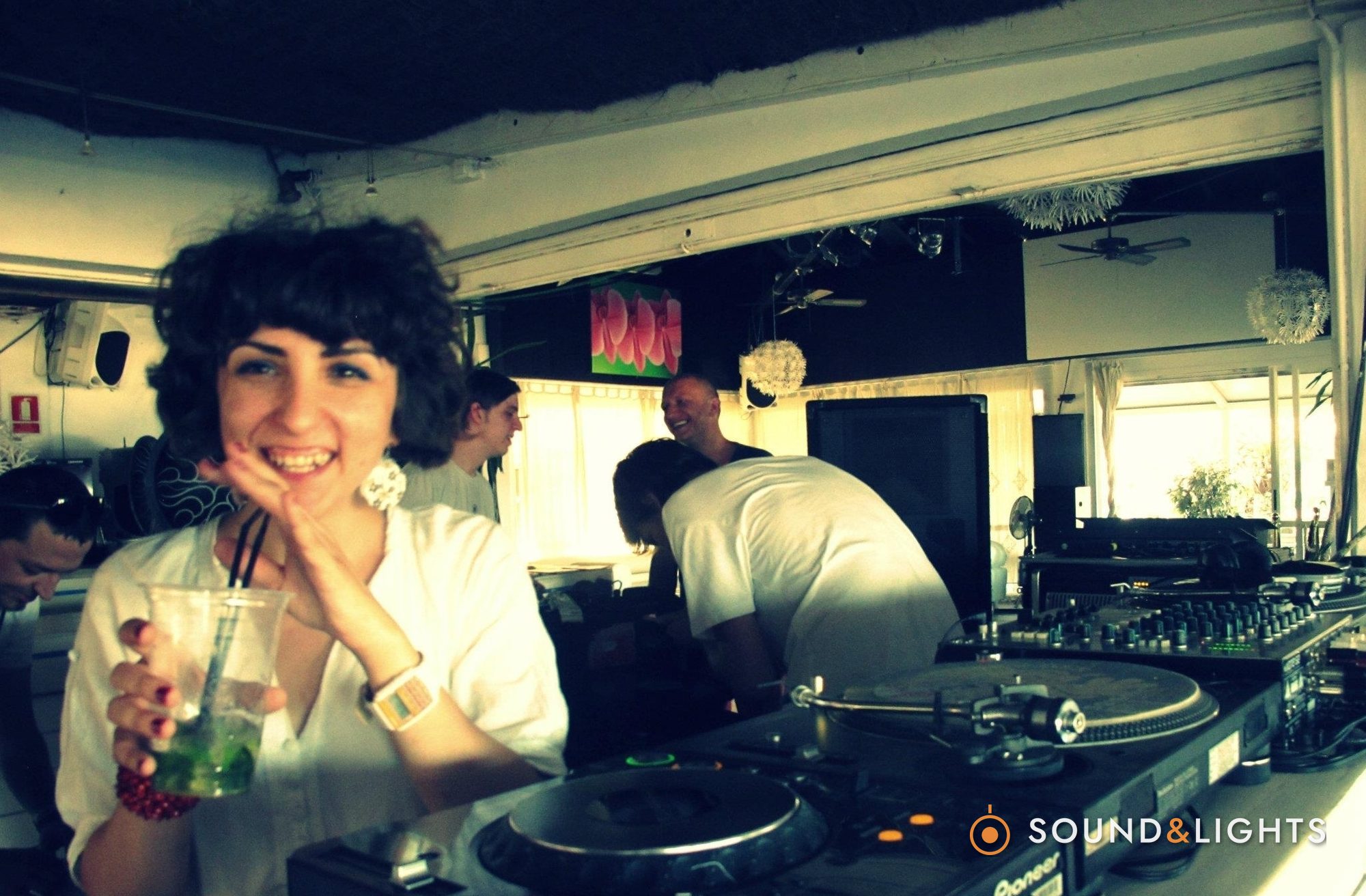 Next Wave party — La Sal Rosa - Ibiza - Rent complete DJ-booth, monitors, quadrofonic FOH PA