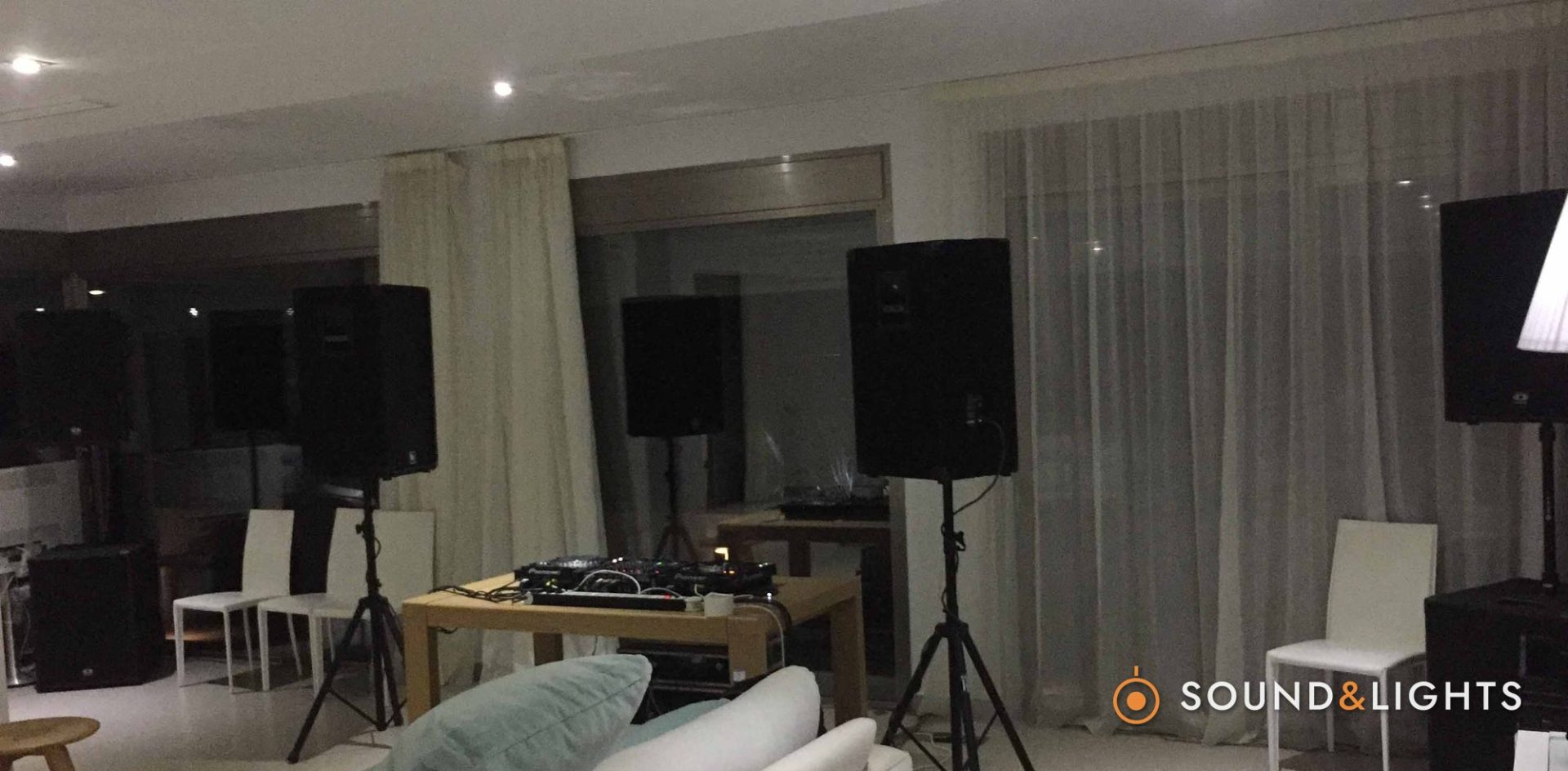 DC10 - Circoloco private afterparty - Ibiza DJ-booth & PA hireDC10 - Circoloco private afterparty - Ibiza DJ-booth & PA hire
