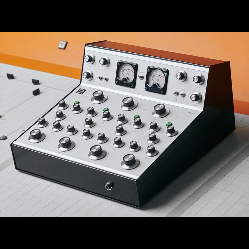 Varia Instruments RDM40 audio/sound gear rent in Ibiza