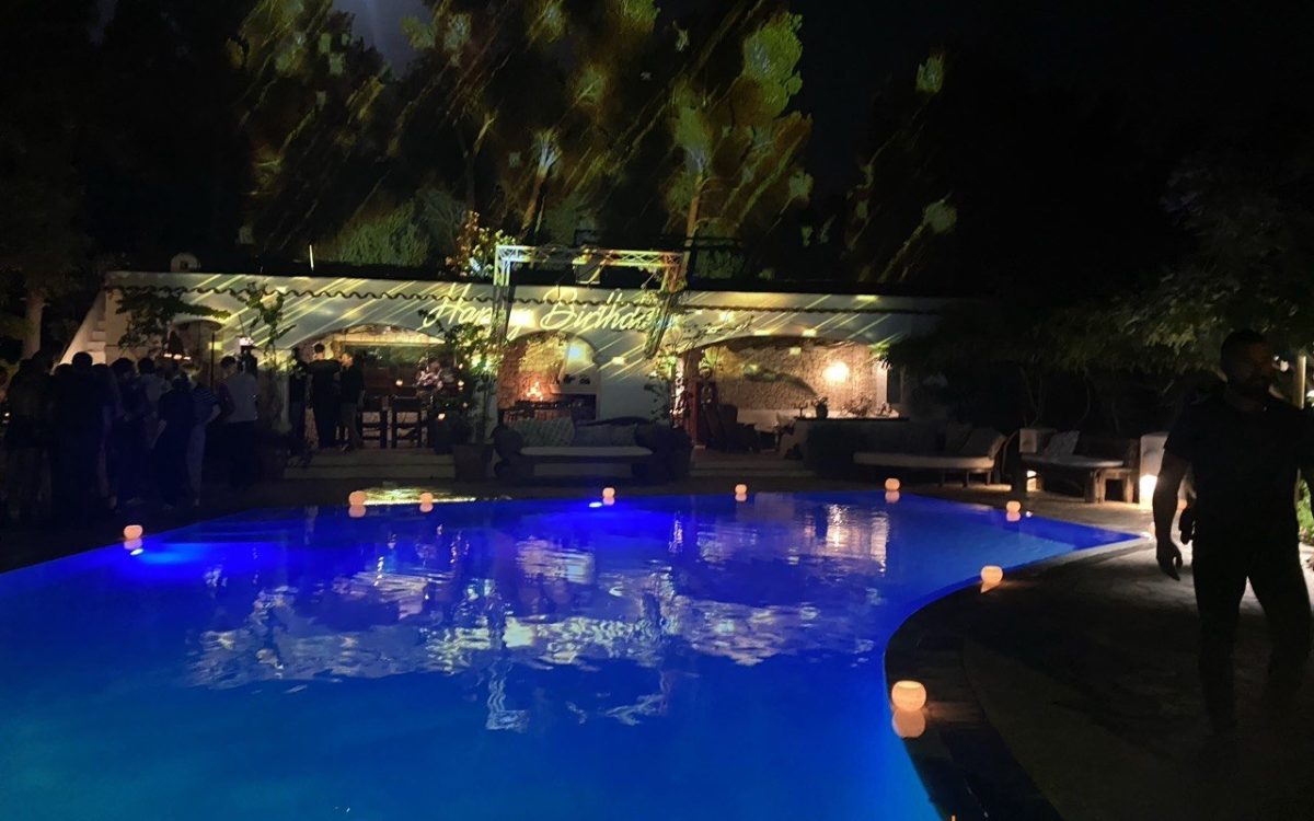 Private villa birthday party - Ibiza - PA & DJ-booth, lights & projections rent